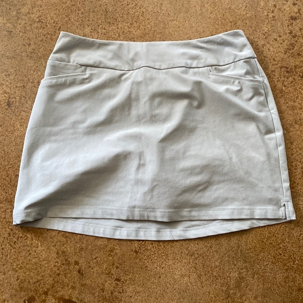 Adidas‎ grey tennis athletic skirt with built in shorts